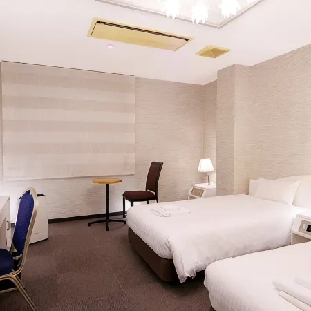 Leo Plaza Hotel