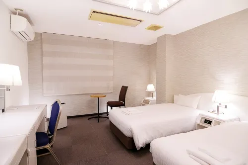 Leo Plaza Hotel