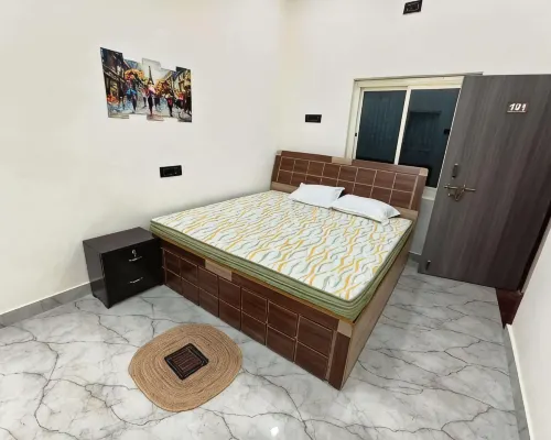 Rainbow Inn Hotels in Varanasi