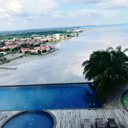Attic Home Melaka Silverscape Residence & Jonker