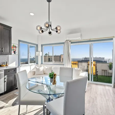 Luxury Beachside Gem + Walk to Beach + Ocean Views