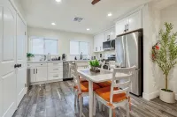 Terrific Smoke-Free Place in Heart of Kings Beach walking distance to Lake - Wi-Fi