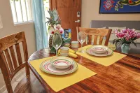 Cococabana3 newly renovated 1BR/1BA apar in downtown Coco, 5 min walk to beach.