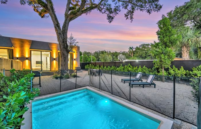 Stunning Tropical Pool House North Miami - New Construction -