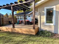 Hot Tub, Minutes to Anywhere, Fenced in Yard - 3-Star
