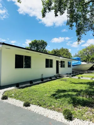 One Bd Efficiency 5min from 8th St - Holiday bungalows