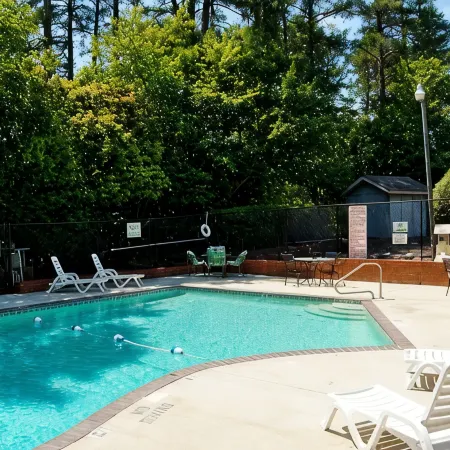 Juniper: 3 bedroom w/ pool