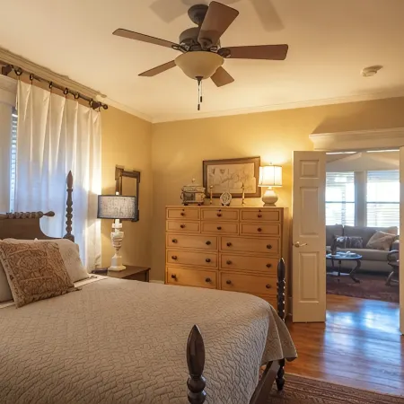 Southern Elegance in Heart of Memphis