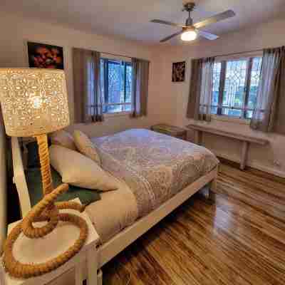 Beach pad with a modern touch in the heart of Iluka Rooms