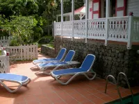 Flamboyant Cottage - Spectacular View & Pool