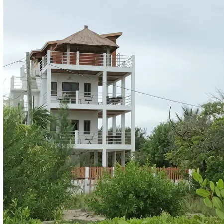 Coconut Palm Unit: Upscale condo with Caribbean Sea views