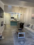 Stylish 2nd floor Ocean Edge condo