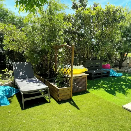 Escattou : with swimming pool, private garden in a quiet area