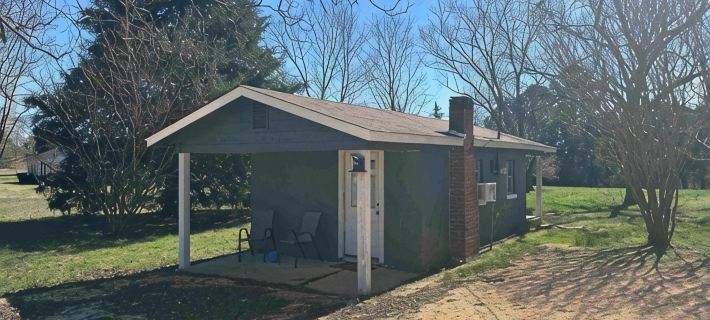 Pickwick Lake Bungalow near Papermill and Shiloh with 7th NT Free! Ξενοδοχεία στην πόλη Hardin County