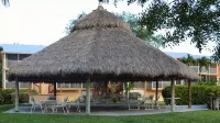 Paradise awaits, remodeled, marina, pickleball, tennis, pools, salt water lagoon - 2 ดาว