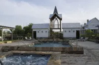 Carlton Landing Vacation Home with EV Charging - 4-Star