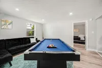 Cozy Arcade Home by the Beach