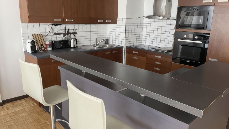 Appartement Familiale 3 pcs 2ch 72 m2 à la Porte de Paris + Parking Gratuit