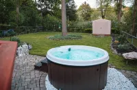 Cheerful Garden Oasis - 3 stjerner
