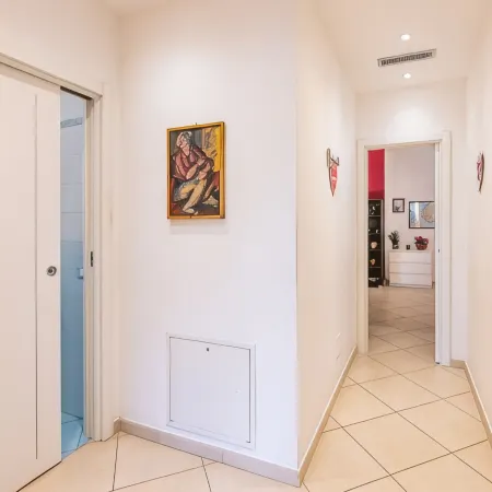 New Luxury & Quiet 2BR Apt with Terrace and Views