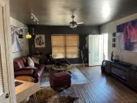 HawksNest - Cozy 1-bedroom condo with WiFi, AC in lovely Lawrence