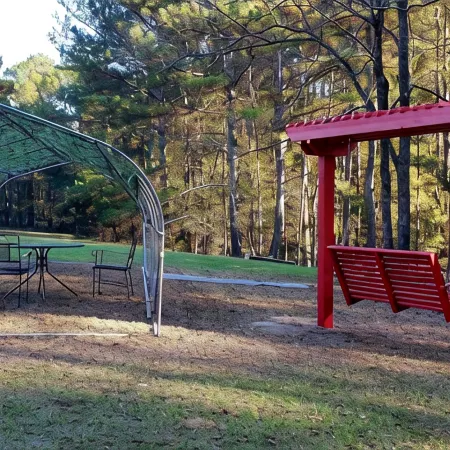 Deer View Cottage on 16 Acres, King Size Bed, No Pet Fee