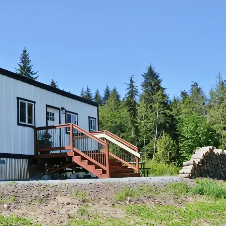 Charming 1-bedroom Tiny house in Port Angeles
