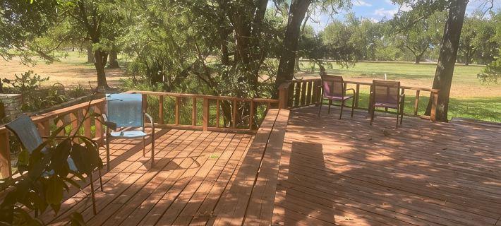 Serene House with Charm on Golfcourse! Hotels in Bryan