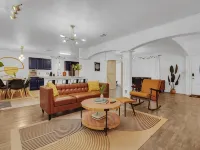 Stylish Boho Home-5Brs- amazing Pool-Patio- 2tvs- DeerPark Hotels in Deer Park
