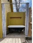 Bunkhouse Seventy-Four - Cute, quaint and just minutes from Jacksonville, IL - Wifi