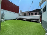 Whost Hotel y Hostal - 2-Star