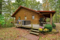 Cozy Casa Carezza Log Cabin, Logan, Ohio, Pet Friendly, Sleeps 6 - Wifi