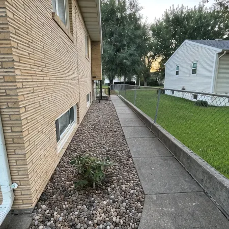 Spacious 6-Bedroom House in Bismarck with WiFi, AC, and Pet Friendly!