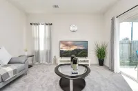 Exquisite 4-Bedroom Home in Katy with Pool Access - 4-Star
