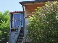 Gite with bamboo - duplex studio 1/4 people Hotels in Arbois