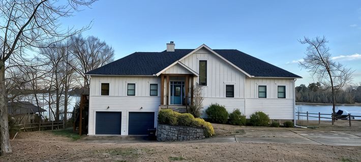 Talladega Race Week House on Lake Logan Martin Hotels in St. Clair County