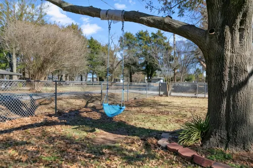 Remodeled Lake Texoma Beach Themed House Walking Distance to Neighborhood Beach