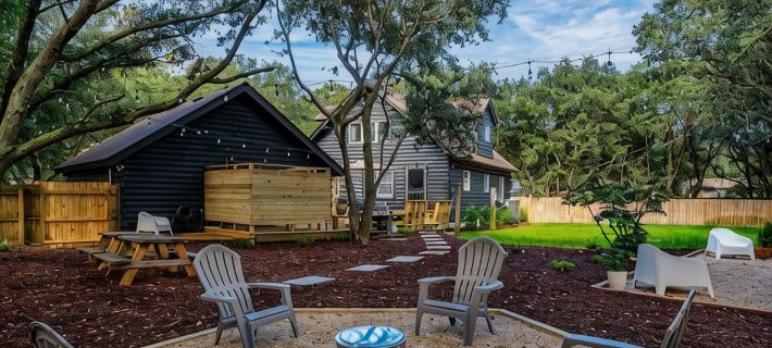 The Cabin - Unique OBX Stay, Huge Yard! Ξενοδοχεία στην πόλη Kill Devil Hills