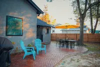 Historic charm near downtown/Bruce's Field