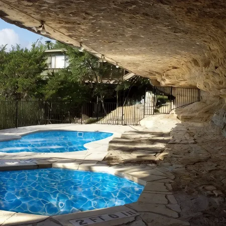 The Treehouse on Lake Travis