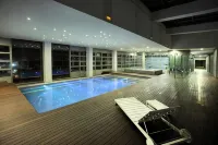 Hotel Reina Petronila - Pools