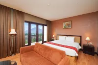 Sutan Raja Hotel & Convention Centre Manado - parking
