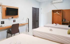 Urbanview Hotel JD Luxury Brebes