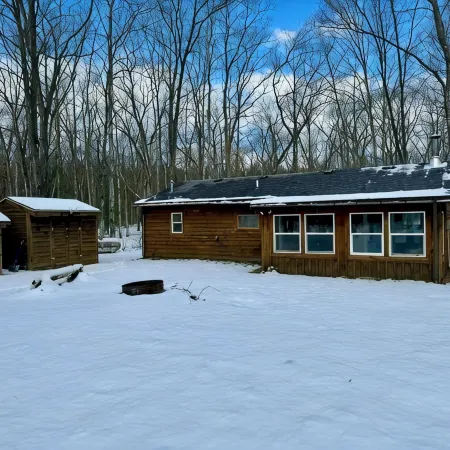 Cozy Cabin- Close to all up North activities! Cabin in Irons.