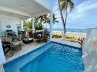 Blue Nest at the Beach - Pool