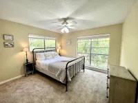2 BDRM Treehouse Hideaway- Lake Conroe | Boat ramp - Chalets