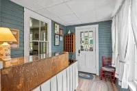 Charming Family-friendly 10 BR, 10.5 BA Property by Perkins Cove! - Bungalows