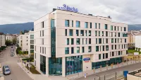 Blue Star Luxury Hotel - 3-Star