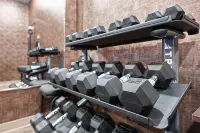 Cobblestone Hotel & Suites - Mosinee - gimnasio