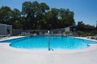 Circle Hotel Fairfield - 3-Star